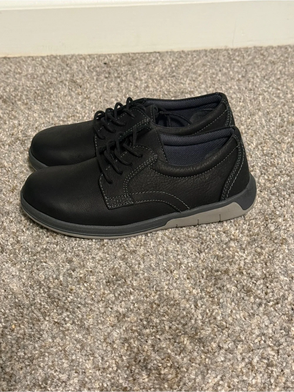 Boys Flag LTD Black Casual Lace-Up Shoes size 12